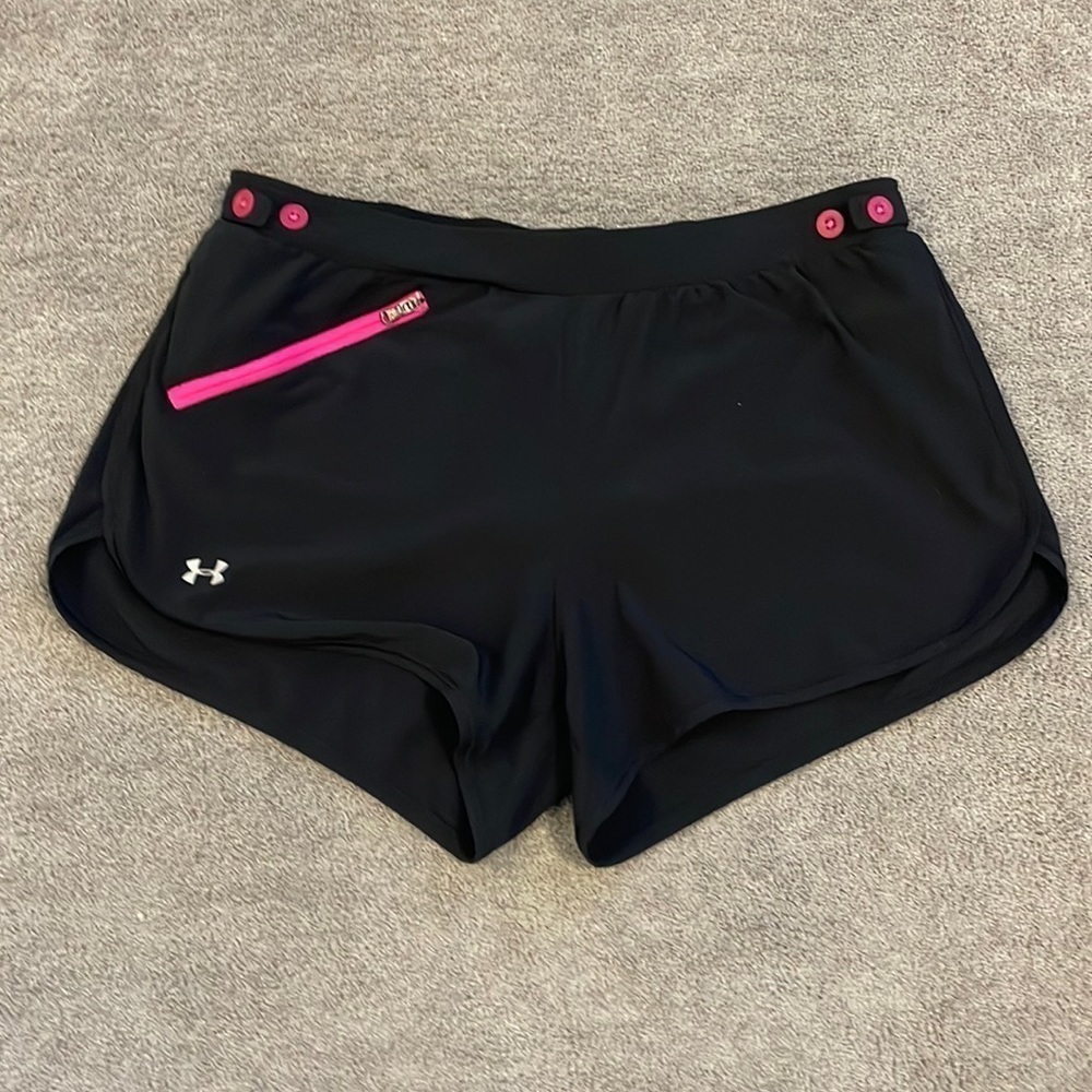 EC Under Armour Black/Pink Lined Shorts - No Tag - Approx Size M